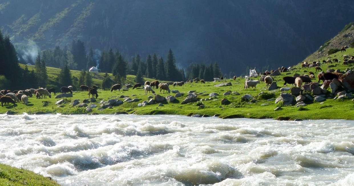 tourhub | Explore! | Walking in Kyrgyzstan 